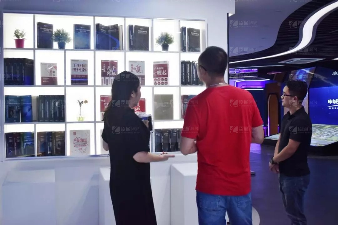 新東潤地產(chǎn)到訪臣通公司，深度探討三亞項目發(fā)展?fàn)顩r